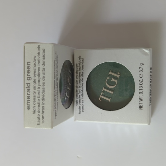 TIGI Professional Eyeshadow High Density, Emerald Green, Chocolate Kiss, Vanilla - Picture 3 of 10